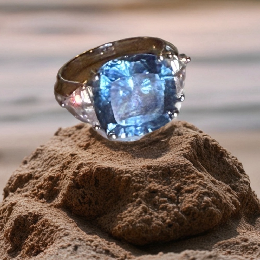 HP 🎉 Blue topaz ring size 5 - Picture 3 of 16